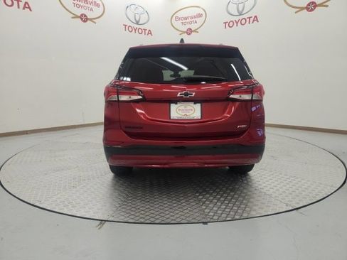Used 2024 Chevrolet Equinox RS w/ RS Leather Package FWD image 7