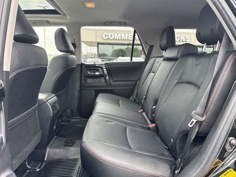 Used 2024 Toyota 4Runner TRD Off-Road Premium w/ Moonroof Package AWD/4WD image 29