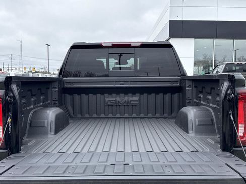 New 2026 GMC Sierra 1500 SLT w/ SLT Premium Package AWD/4WD image 10