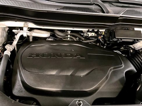 Used 2022 Honda Pilot TrailSport image 32