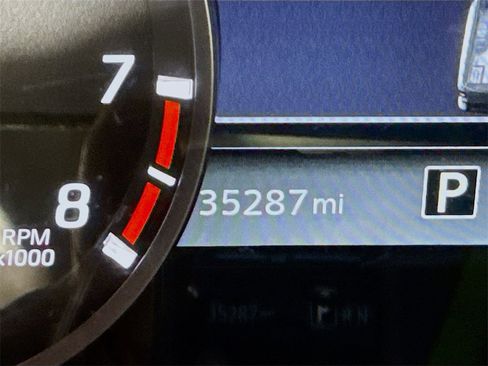 Certified 2024 Nissan Frontier SV image 5