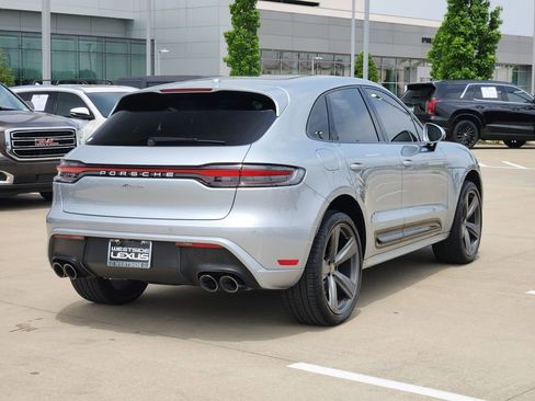 Used 2022 Porsche Macan AWD/4WD image 7