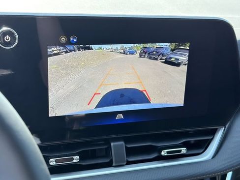 Used 2025 Chevrolet Equinox LT FWD image 26