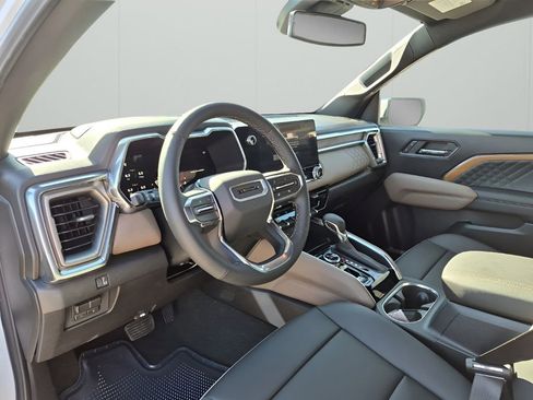 New 2026 GMC Canyon Denali AWD/4WD image 34