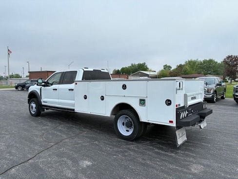 Used 2024 Ford F550 4x4 Crew Cab Super Duty w/ XLT Value Package image 3