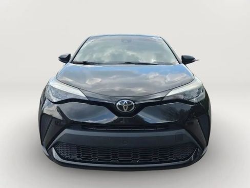 Used 2021 Toyota C-HR LE FWD image 4