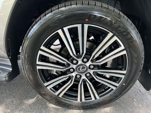New 2026 Lexus LX 700h Luxury AWD/4WD image 6