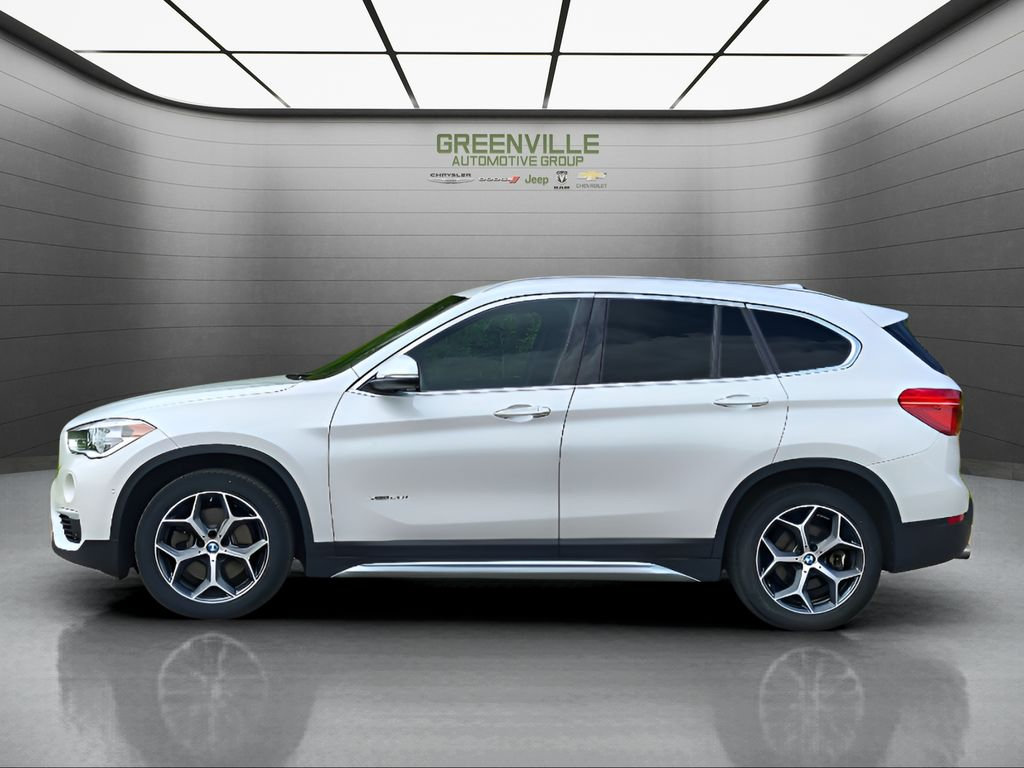 Used 2017 BMW X1 xDrive28i AWD/4WD image 2
