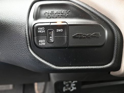 Used 2024 RAM 2500 Laramie AWD/4WD image 19