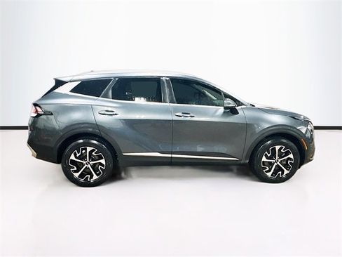 Used 2023 Kia Sportage EX image 8