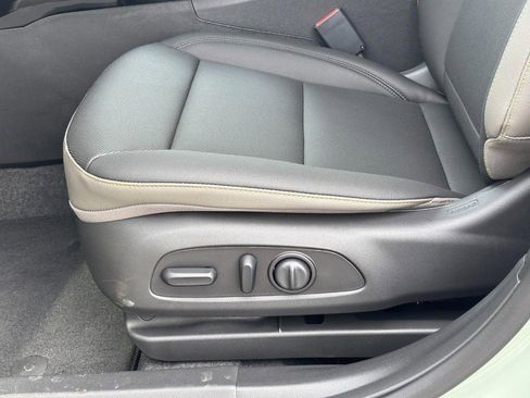 New 2026 Chevrolet Trax ACTIV w/ Driver Confidence Package image 21