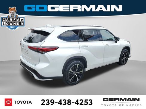 Used 2022 Toyota Highlander XSE FWD image 8