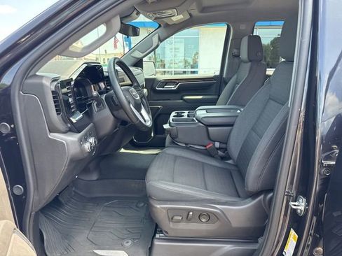 Used 2024 GMC Sierra 1500 Elevation image 12