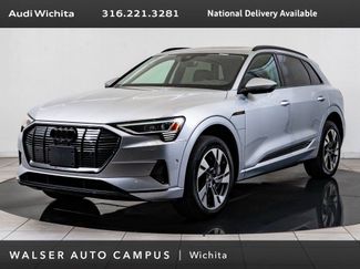 Used 2022 Audi e-tron Premium w/ Convenience Plus Package video 1