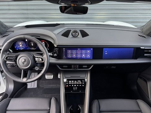 New 2025 Porsche Macan Turbo Electric image 17