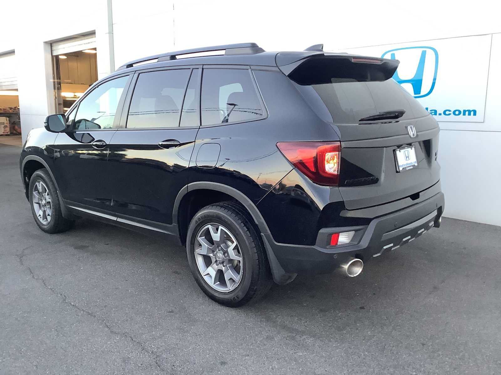Used 2023 Honda Passport TrailSport image 4