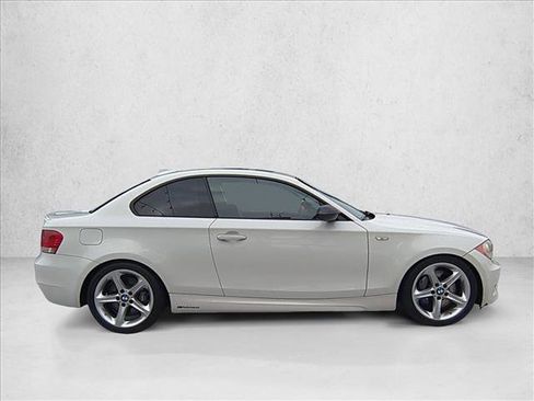 Used 2009 BMW 135i Coupe image 6