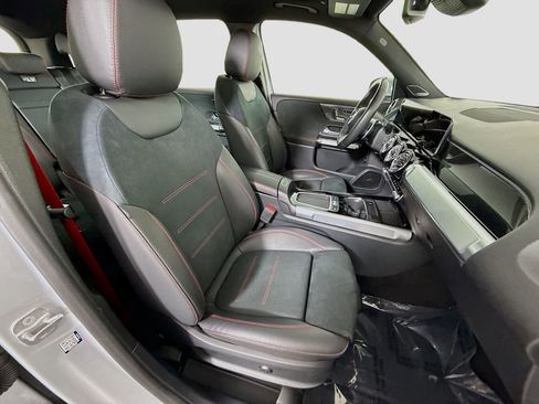 Used 2024 Mercedes-Benz GLB 35 AMG GLB 35 AMG image 28