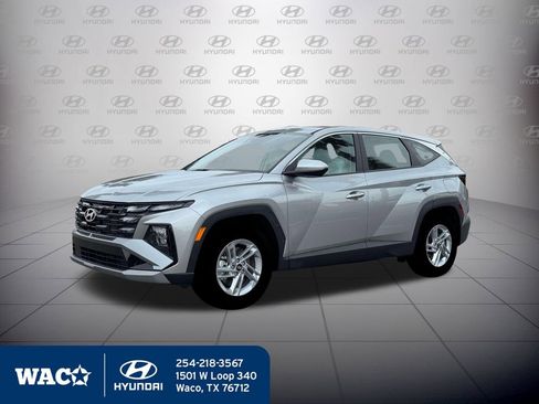 New 2026 Hyundai Tucson SE image 2