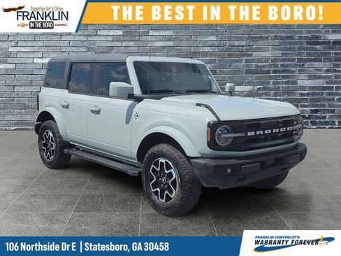 Used 2024 Ford Bronco Outer Banks AWD/4WD image 8