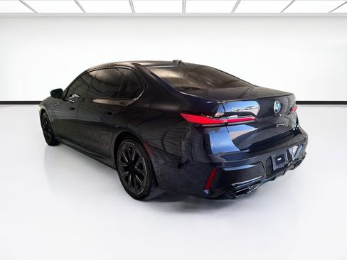Used 2023 BMW 760i xDrive w/ Executive Package AWD/4WD image 6