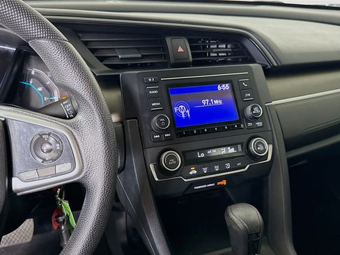 Used 2019 Honda Civic LX image 18