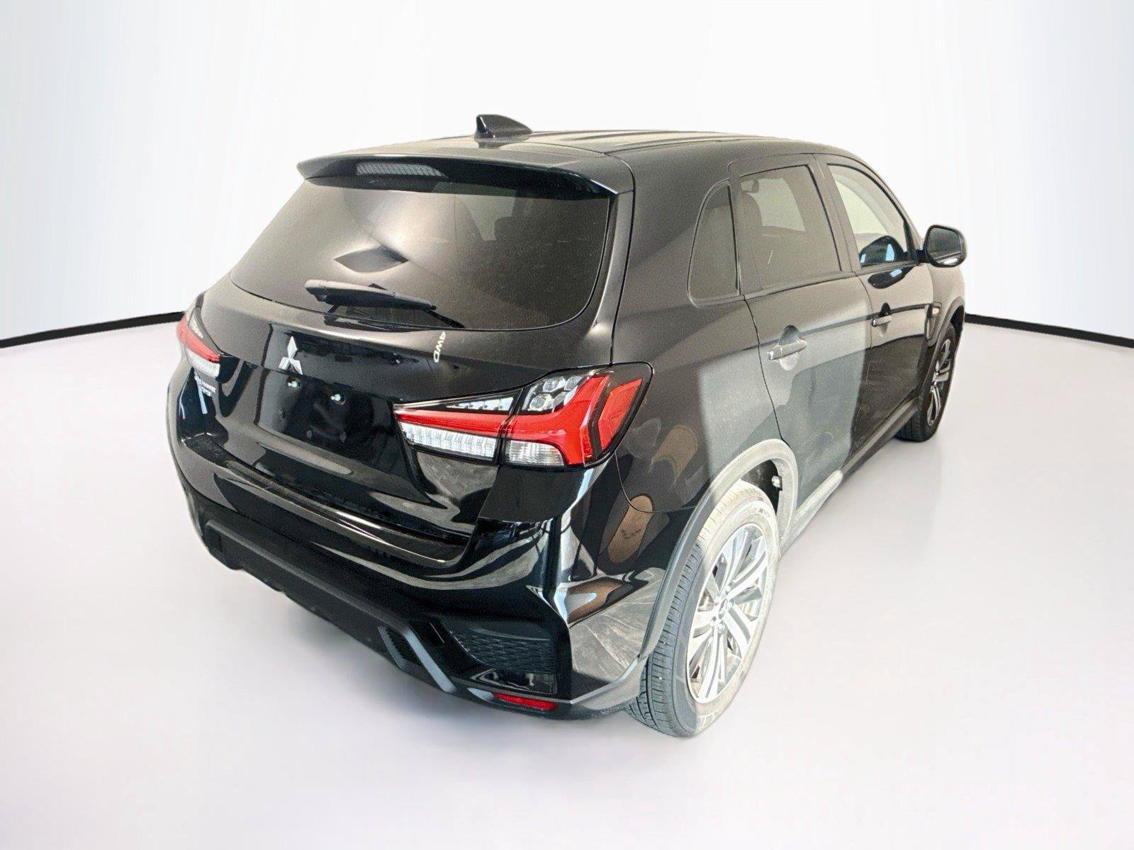 Used 2026 Mitsubishi Outlander Sport AWD image 6