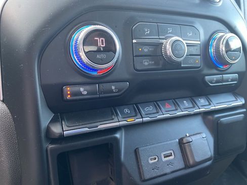 Used 2020 GMC Sierra 1500 SLE w/ SLE Value Package image 15