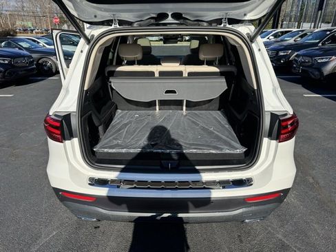 Used 2026 Mercedes-Benz GLB 250 4MATIC image 11
