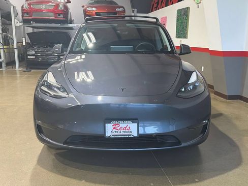 Used 2023 Tesla Model Y Long Range AWD/4WD image 73
