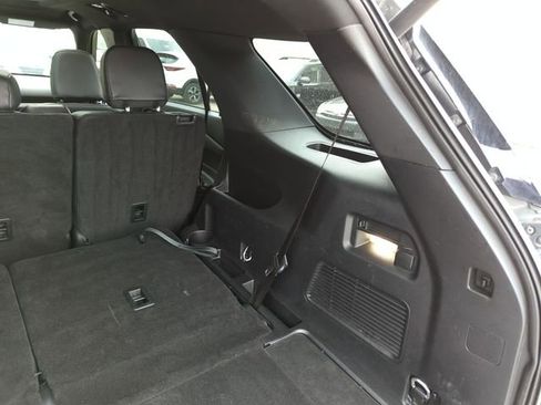 Certified 2023 Ford Explorer ST-Line AWD/4WD image 18