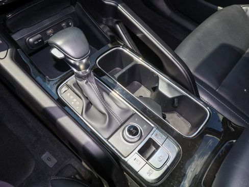Used 2025 Kia Telluride S AWD/4WD image 31