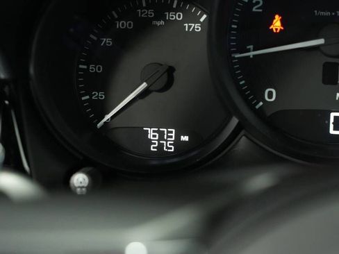 New 2025 Porsche Macan image 15