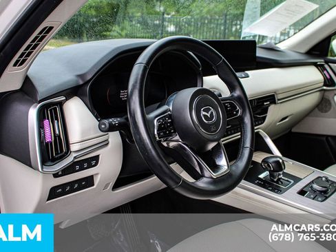 Used 2024 MAZDA CX-90 3.3 Turbo w/ Premium Plus Pkg image 32