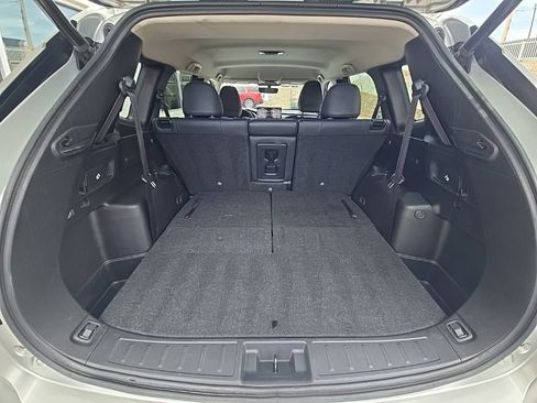 Used 2025 Mitsubishi Outlander SE FWD image 36