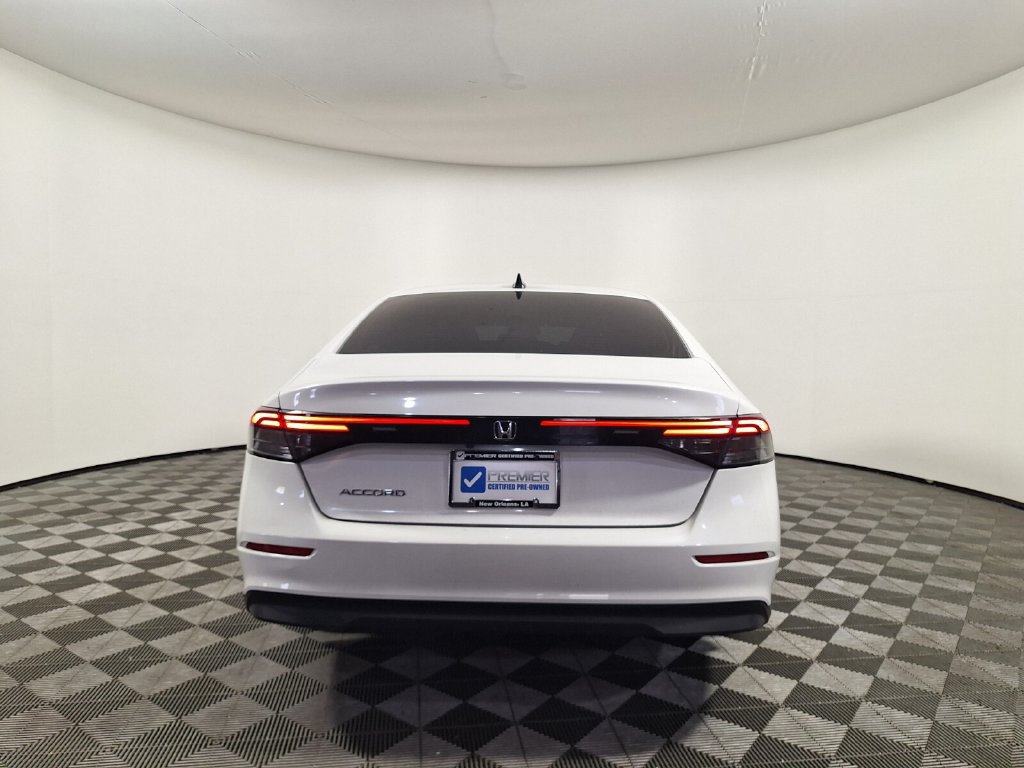 Used 2025 Honda Accord SE image 6