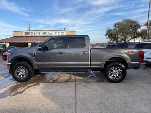 Used 2022 Ford F250 Lariat w/ Lariat Value Package image 4