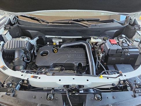 New 2026 Chevrolet Equinox LT w/ Midnight Edition image 18