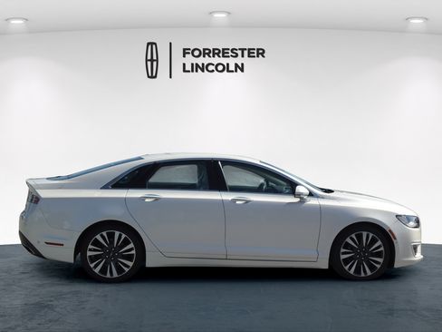 Used 2020 Lincoln MKZ Reserve w/ Monochromatic Package AWD/4WD image 2