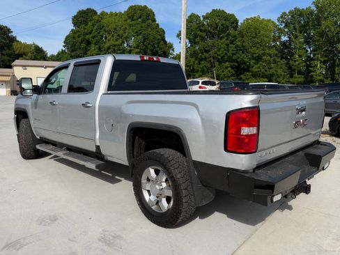 Used 2016 GMC Sierra 2500 SLT w/ Duramax Plus Package image 6