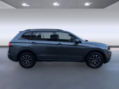 Used 2021 Volkswagen Tiguan S FWD image 8