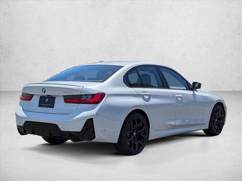 New 2026 BMW 330i Sedan w/ M Sport Package RWD image 2