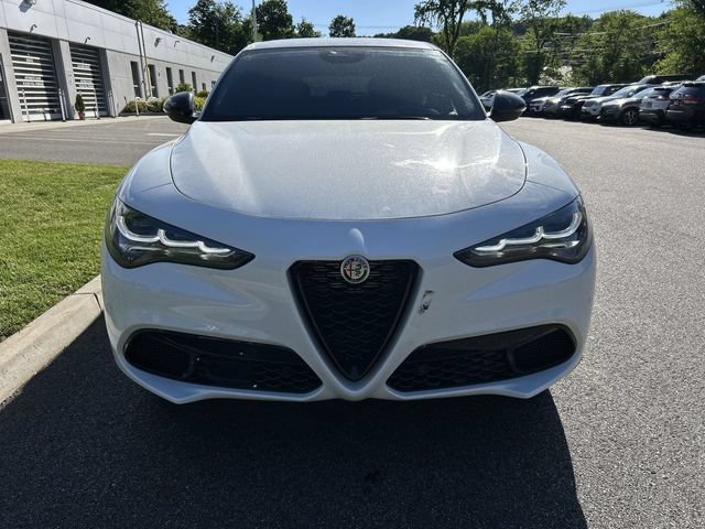 New 2026 Alfa Romeo Stelvio Sprint w/ Convenience Package AWD/4WD image 3