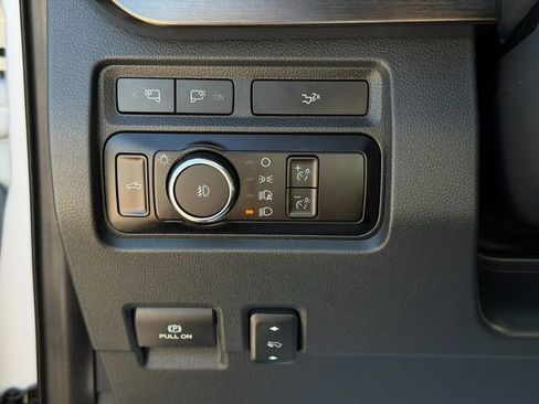 Used 2023 Ford F350 Lariat w/ Sport Appearance Package image 42