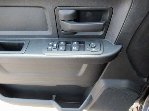 New 2025 RAM 2500 Tradesman image 27