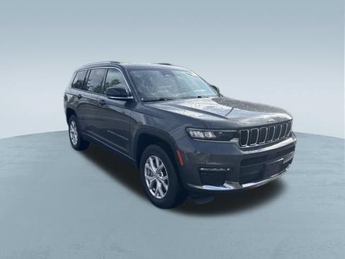 Used 2022 Jeep Grand Cherokee L Limited AWD/4WD image 11