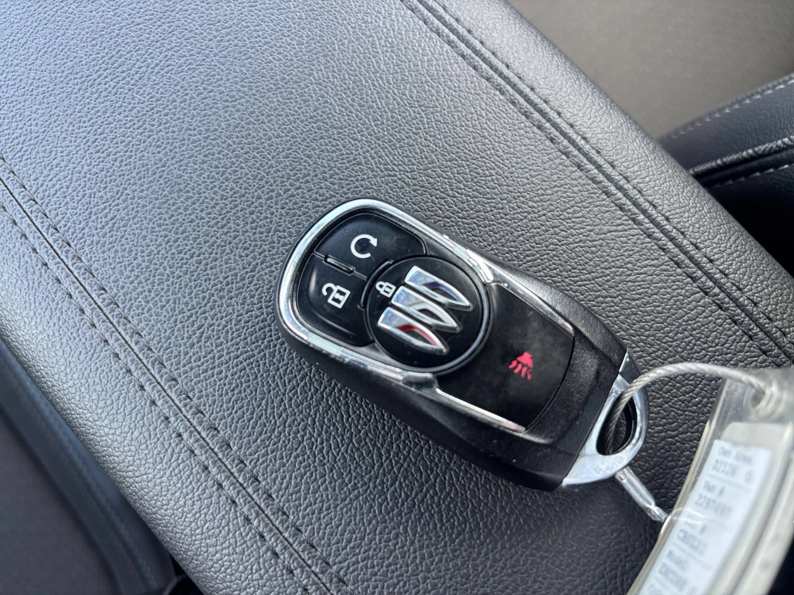 Used 2025 Buick Encore GX Preferred AWD/4WD image 19