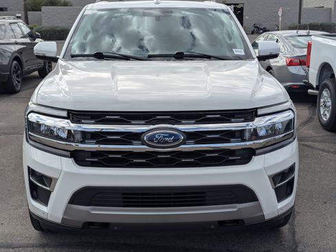 Used 2022 Ford Expedition Limited image 6