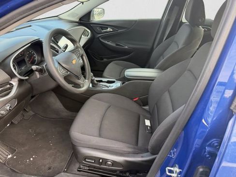 Used 2023 Chevrolet Malibu LT image 9