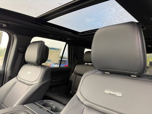 New 2027 Ford Expedition Max Platinum w/ Stealth Performance Package AWD/4WD image 7